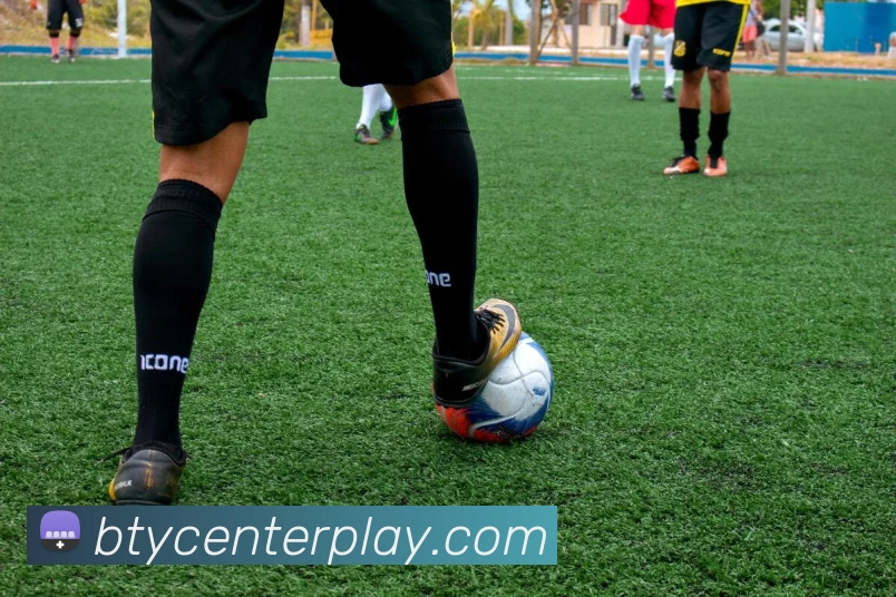 约克雷斯回归里斯本处理个人事务与葡萄牙体育友人聚会